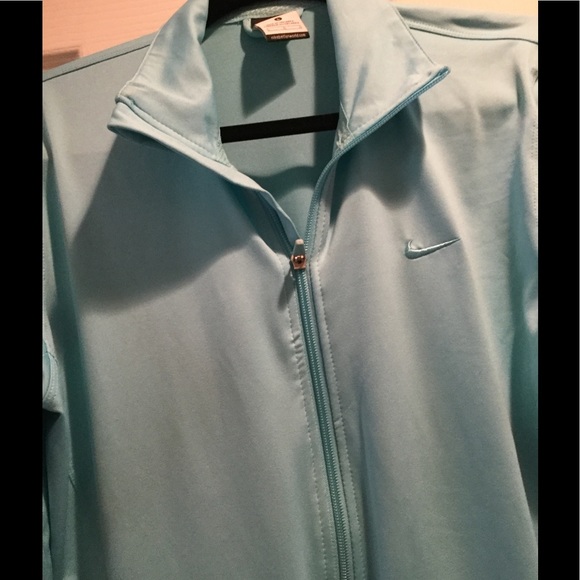 Nike Dri-Fit Jacket . - Picture 3 of 4