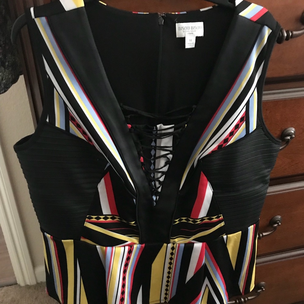 TOP NWOT