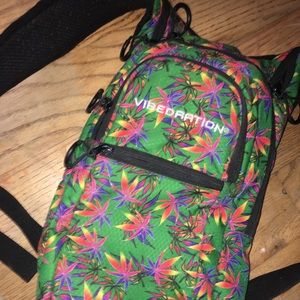 Vibedration water pack