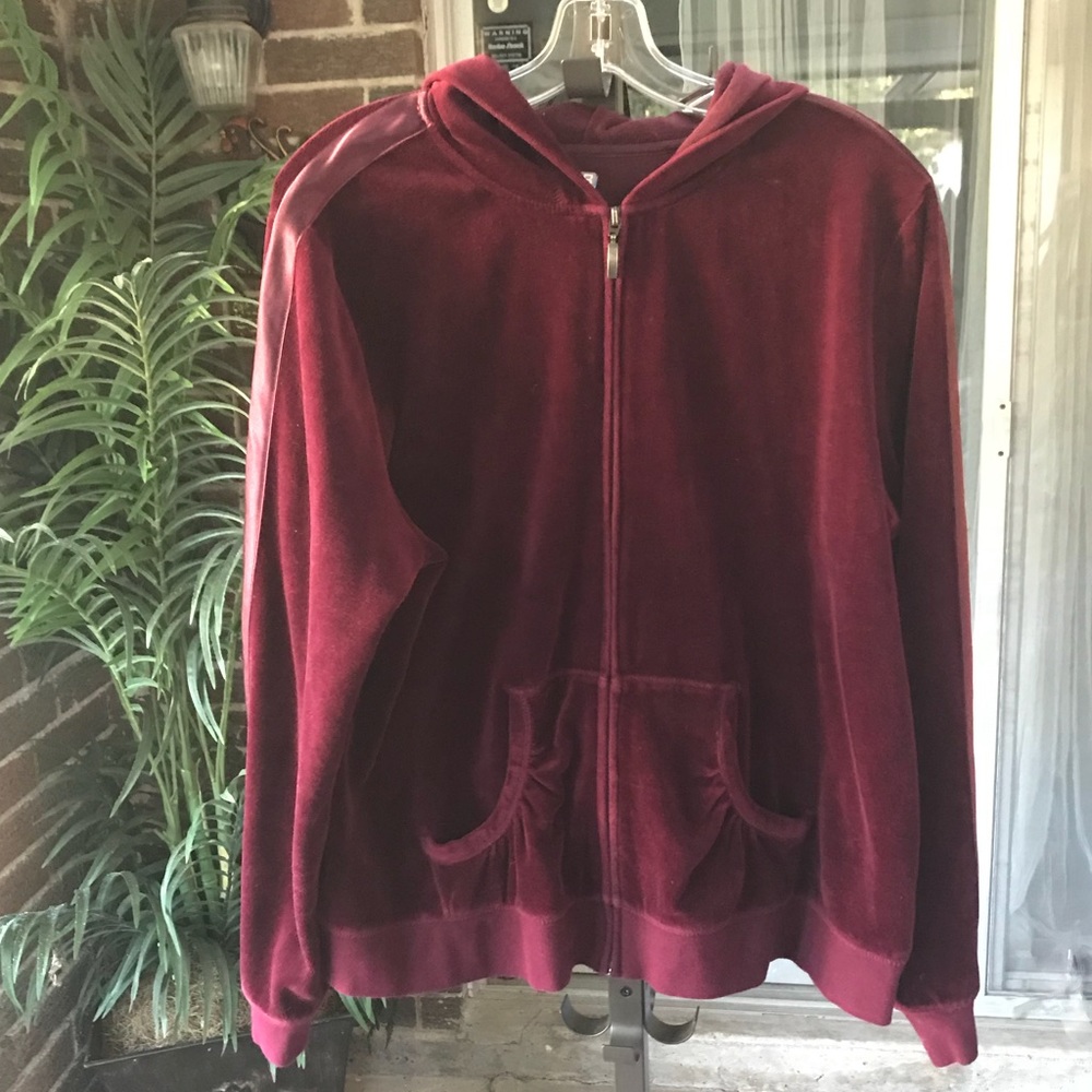 Velour maroon zipper jacket