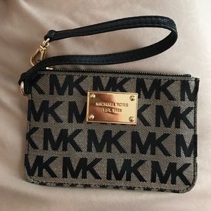 Michael Kors Wristlet