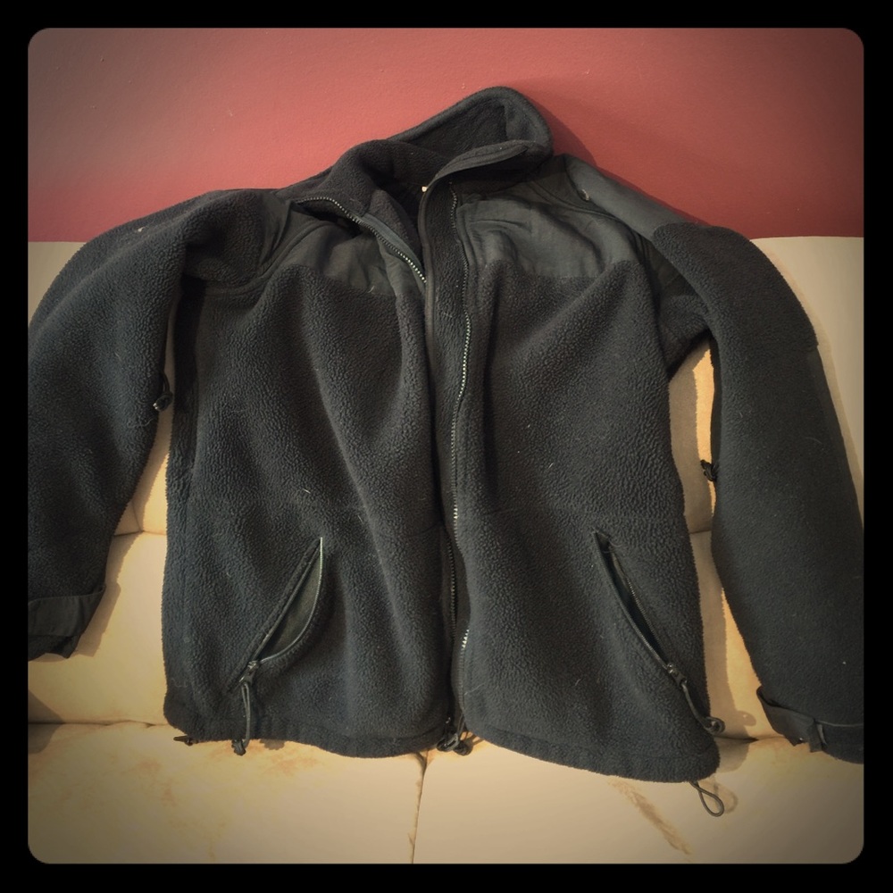Army black fleece