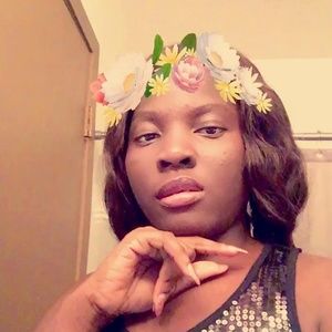 Meet your Posher, Sia