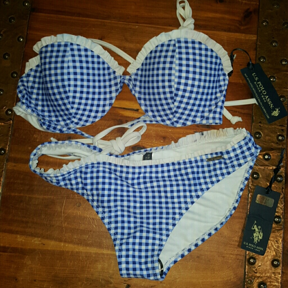 Polo Top is size LARGE  bottoms are size SMALL