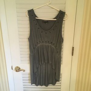 Boutique soft asymmetrical hem grey/blue tank