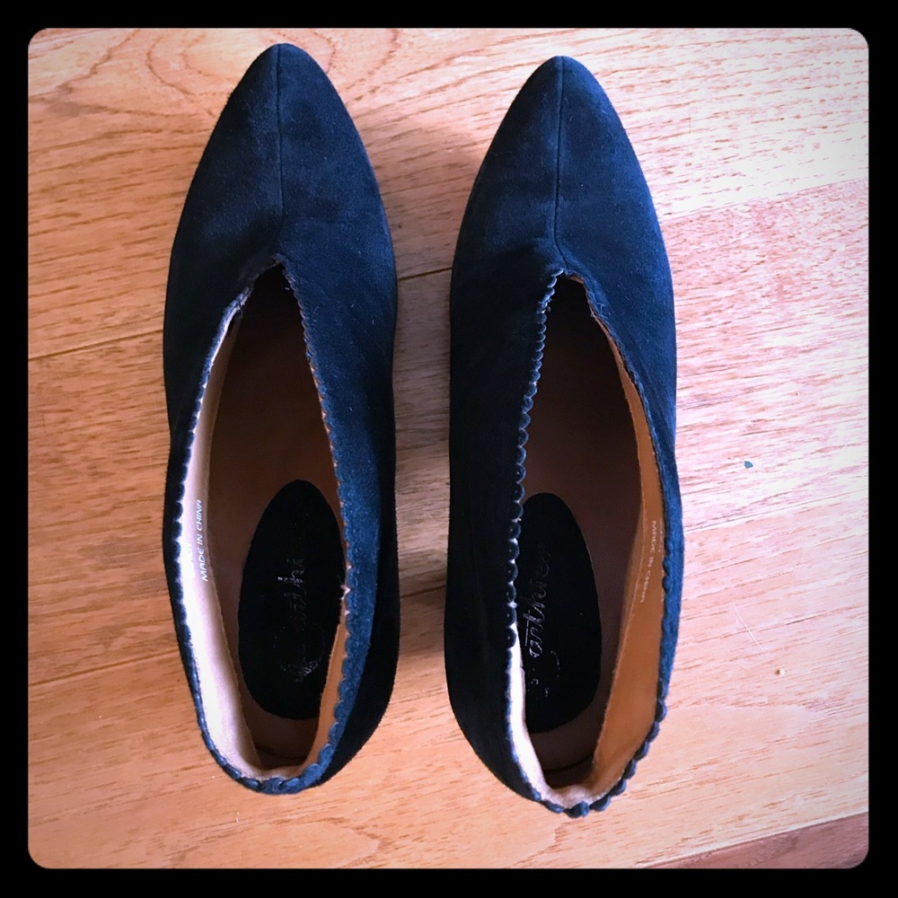 Earthies Black Suede Platform Ankle Booties