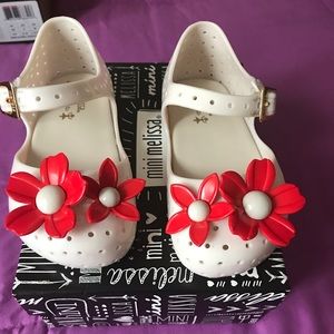 Mini Melissa FlowerToe shoe