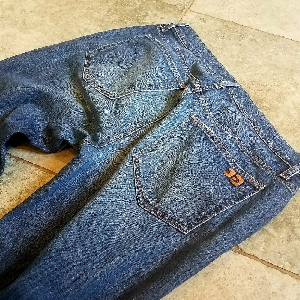Joe's Jeans Classic Fit 32 Waist