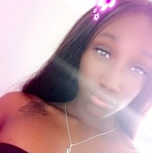 Meet your Posher, Leighana