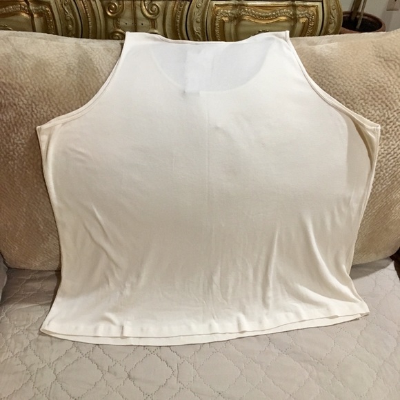 APT9 New w/tag Cream Top w/Gold sequence designing - Picture 3 of 3