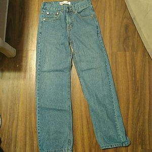 Levi Strauss & Co. 550