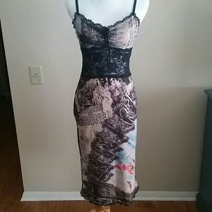 Midi Dress w Lace Detail