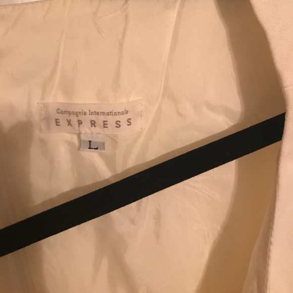 Cream Express Dress - Picture 3 of 3