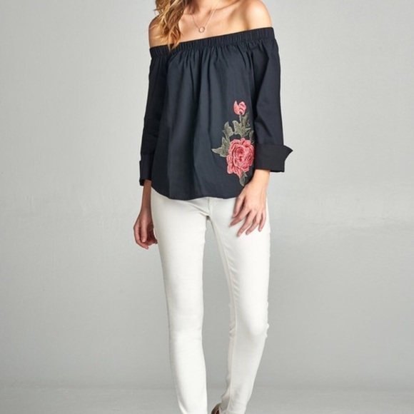 Floral patched off the shoulder top - Picture 2 of 5