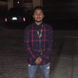 Meet your Posher, Ayush