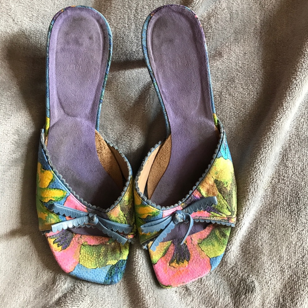 Stuart Weitzman colorful kitten heels w/flowers