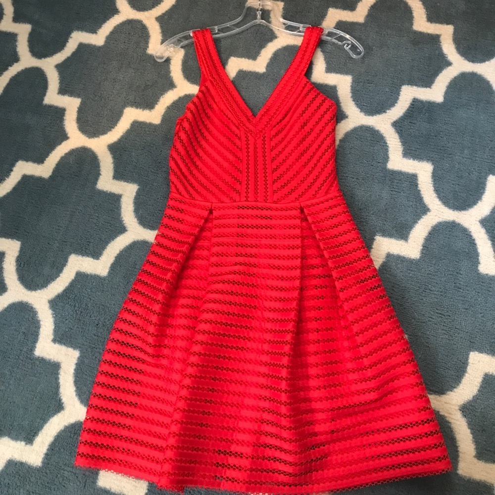 Little RED dress!! - Picture 3 of 4
