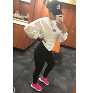 Meet your Posher, Vanessa