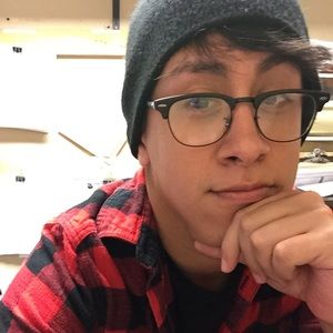 Meet your Posher, Alejandro