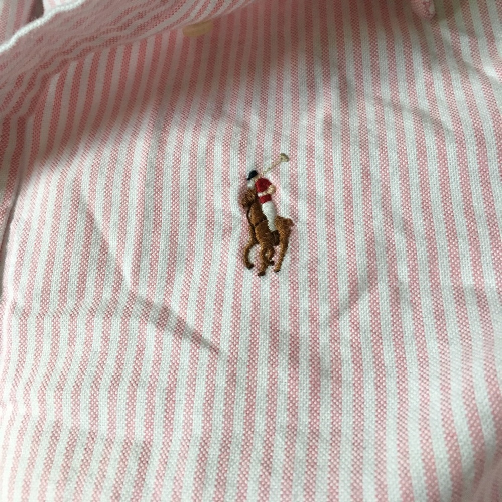 Ralph Lauren classic Fit button down - Picture 2 of 3