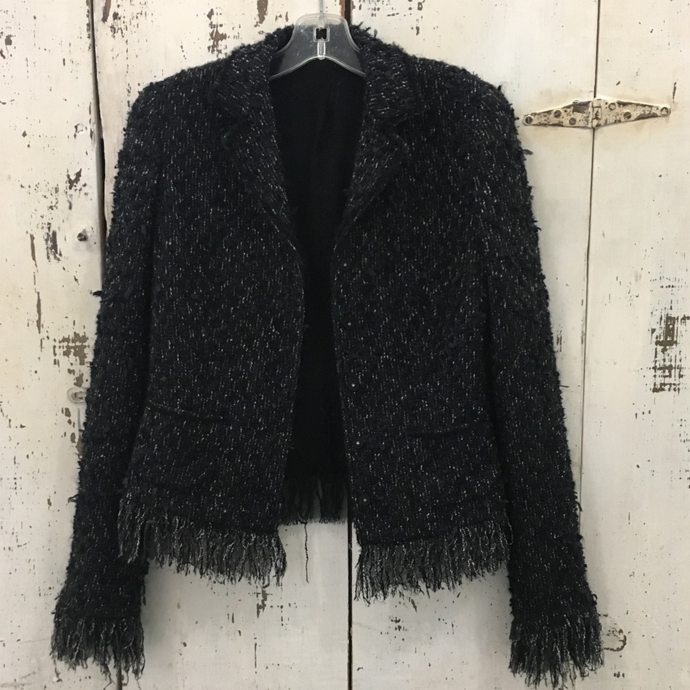 Elie Tahari Sz 6 black tassel trim jacket.