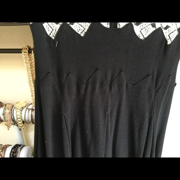 Knitted and knotted sexy sweater dress - Picture 5 of 7