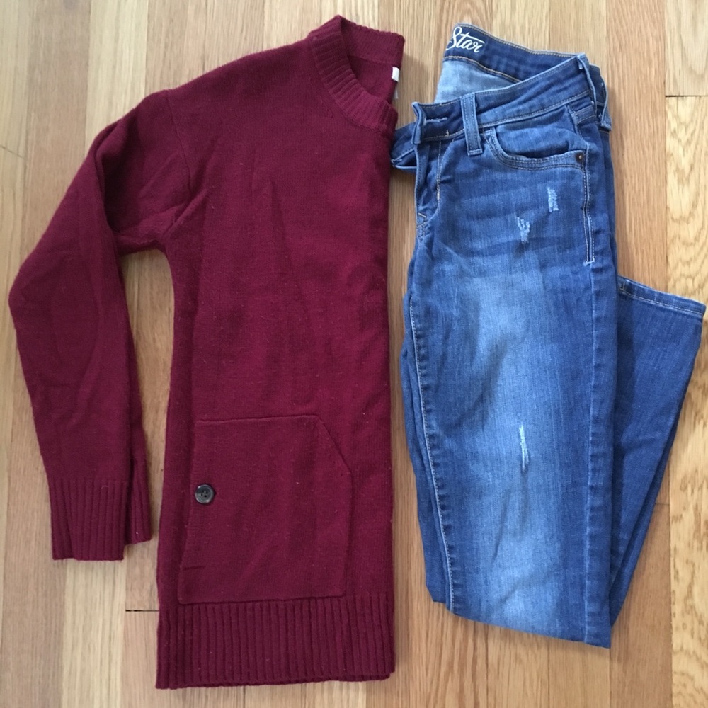 JCrew Maroon Sweater with pockets!
