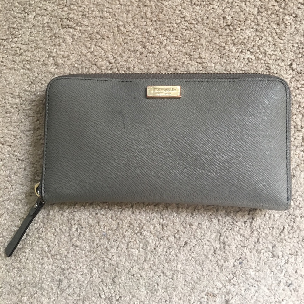 😛KATE SPADE WALLET
