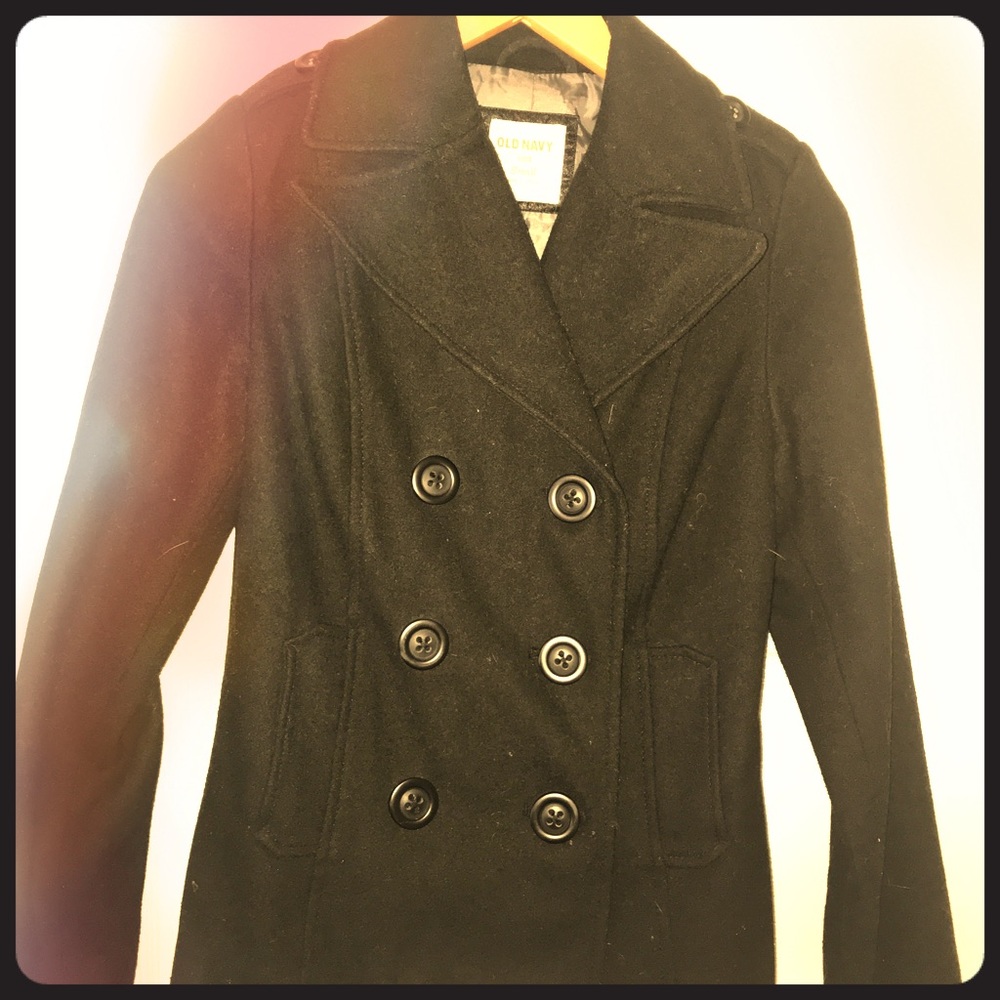 Black, Barely Worn, Double Breasted Pea Coat