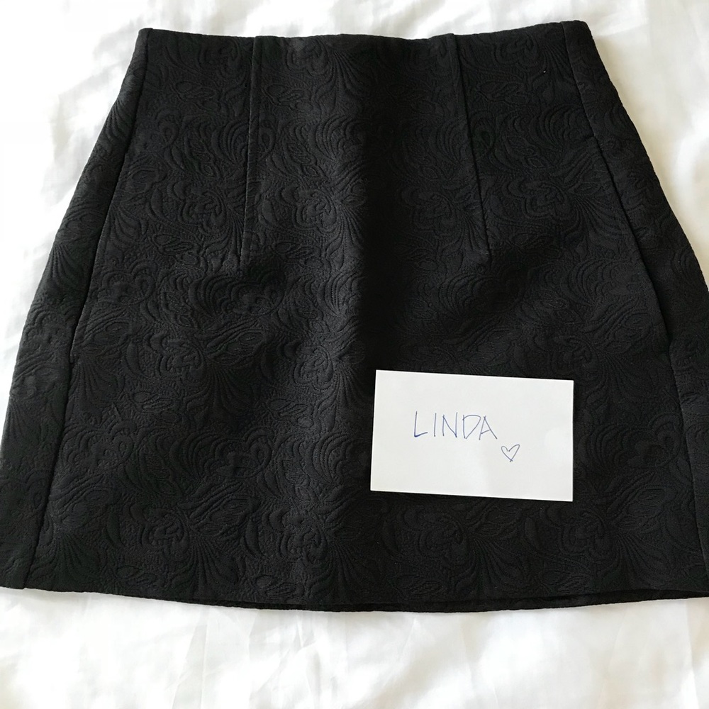 Short black skirt