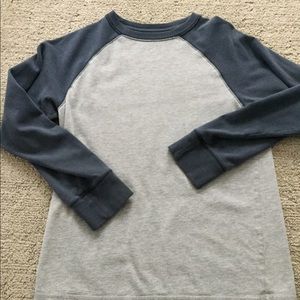 Boys long sleeve baseball shirt sz m