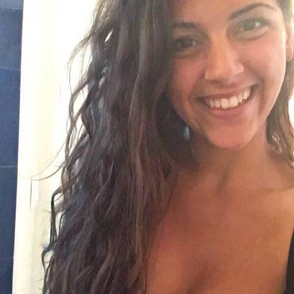 Meet your Posher, Danielle - Picture 1 of 1