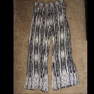 Flare patterned pants
