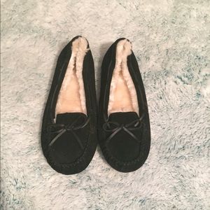 Black moccasins