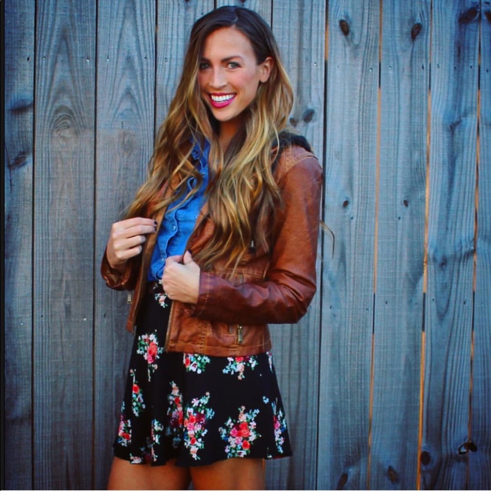 Floral mini skirt
