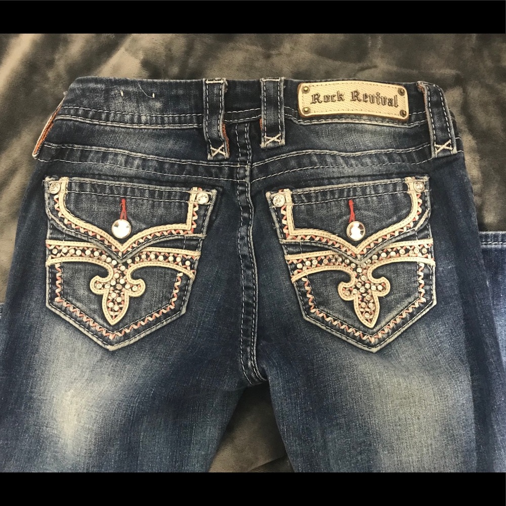 Buckle Jeans
