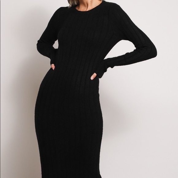 ❤️HP❤️Back Open Knitted Sweater Dress- BLACK - Picture 6 of 8