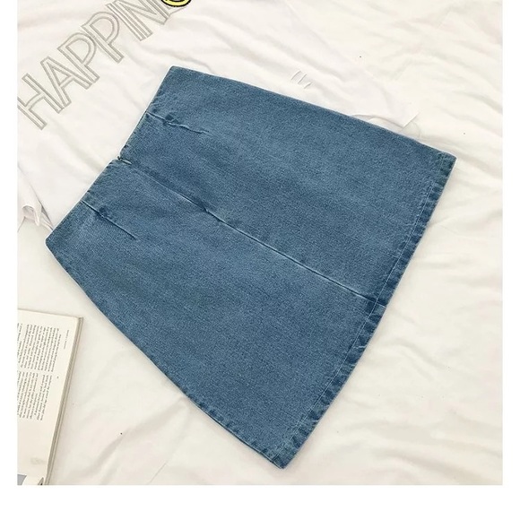 😻 Denim lace up skirt - Picture 3 of 3