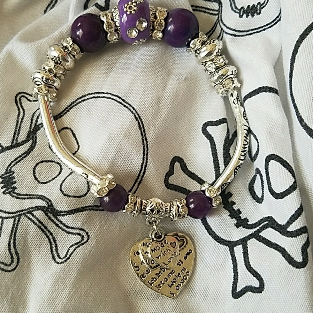 Pretty Ornate Stretch Charm Bracelet New