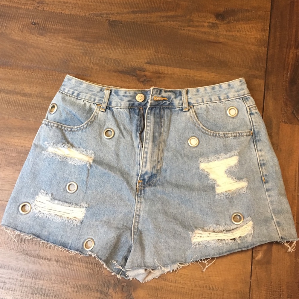 Forever 21 Grommet high waisted shorts