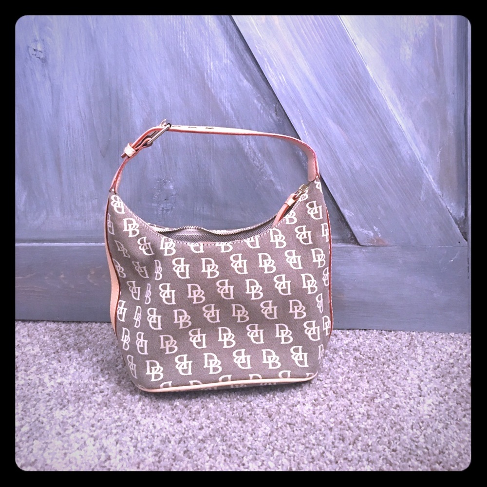 Dooney & Bourke small handbag