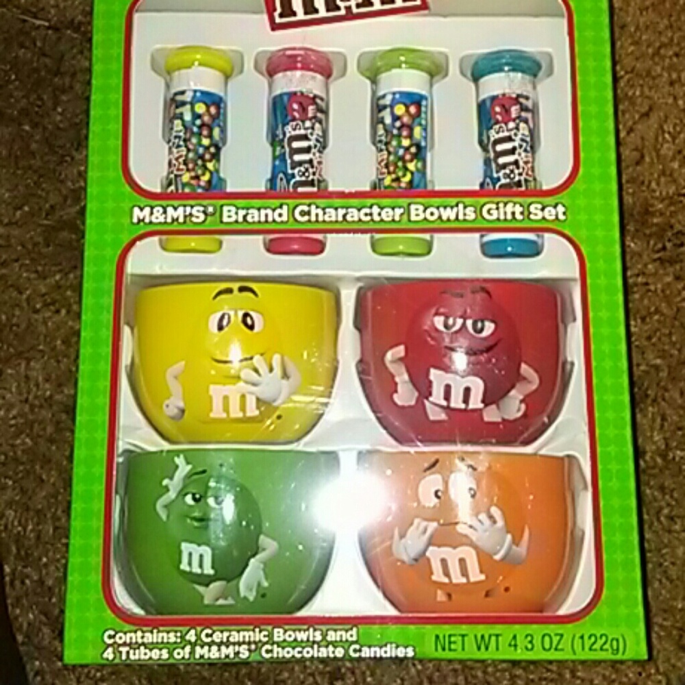 M n M bowls with candy