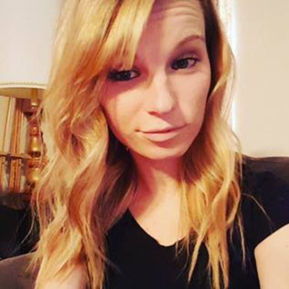 Meet your Posher, Genifer