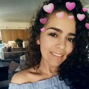 Meet your Posher, Briana