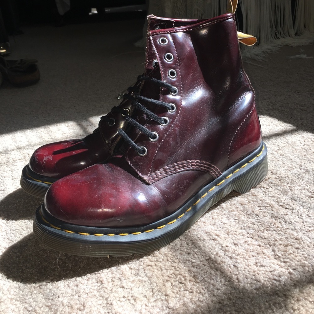 DOC MARTENS
