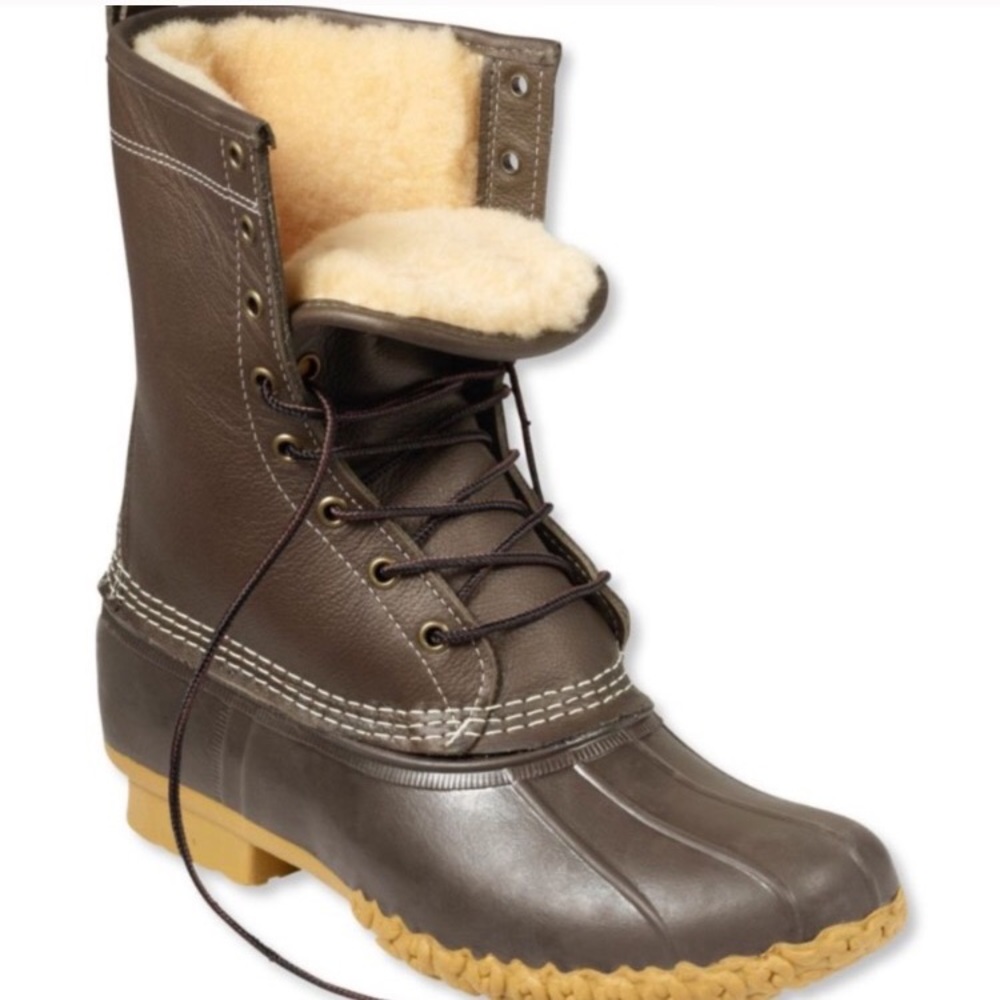 Size 8 10" Shearling Lined LL bean duck boots.