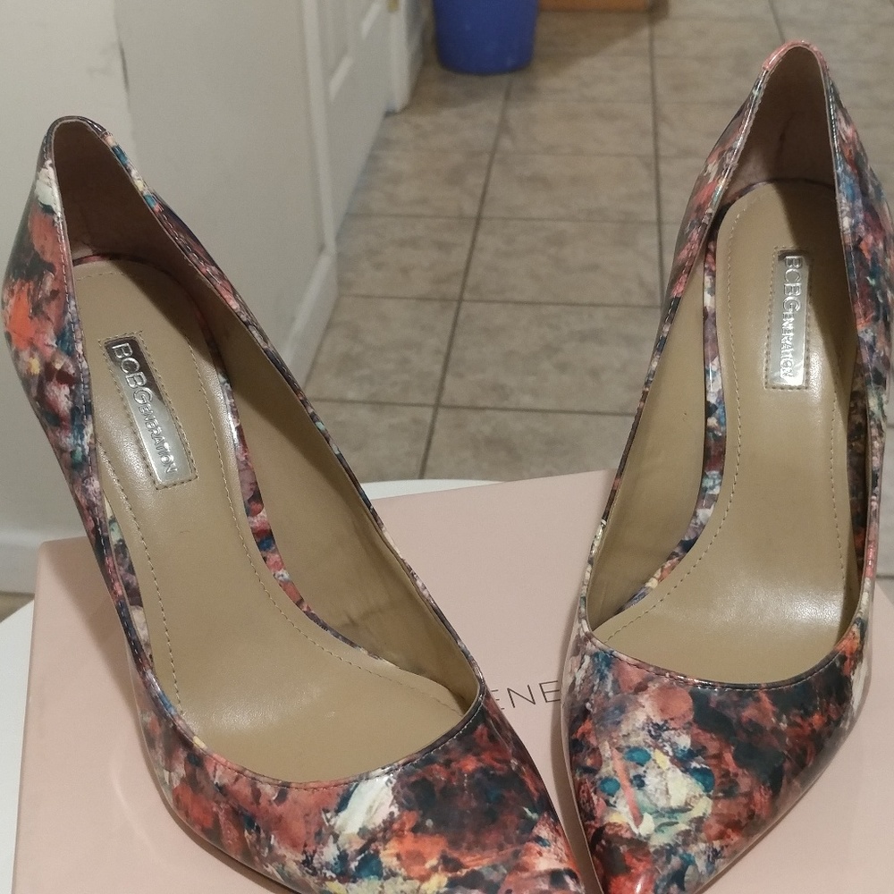 BCBG PATENT PUMPS