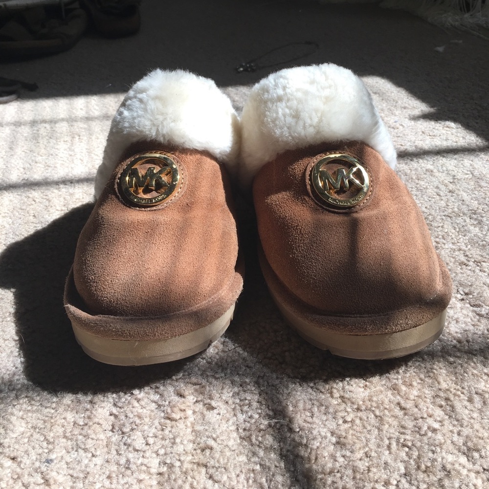 💥MICHAEL KORS SLIPPERS