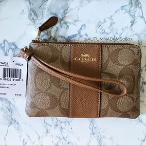 ♠️Sold♠️ - NWT Coach Wristlet
