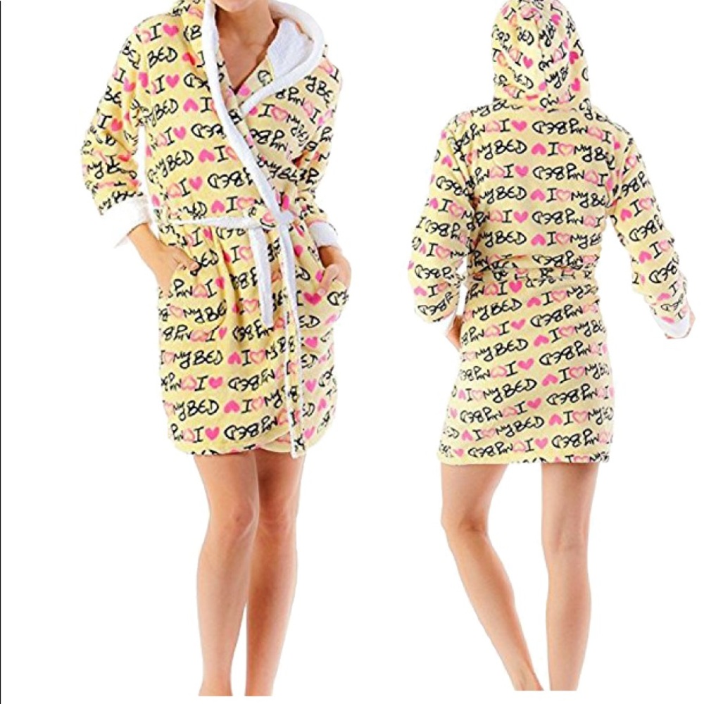Printed hooded robe